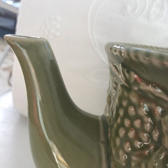 New with tags Large April Cornell “vineyard” tea pot - Picture 6 of 14